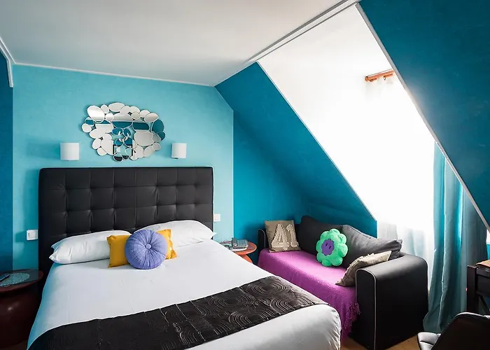 ホテル オテル ヴォルテール パリ