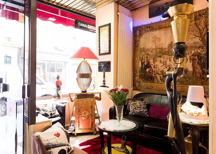 ホテル オテル ヴォルテール パリ